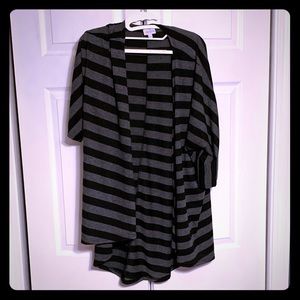 Lularoe Lindsay lightweight kimono
